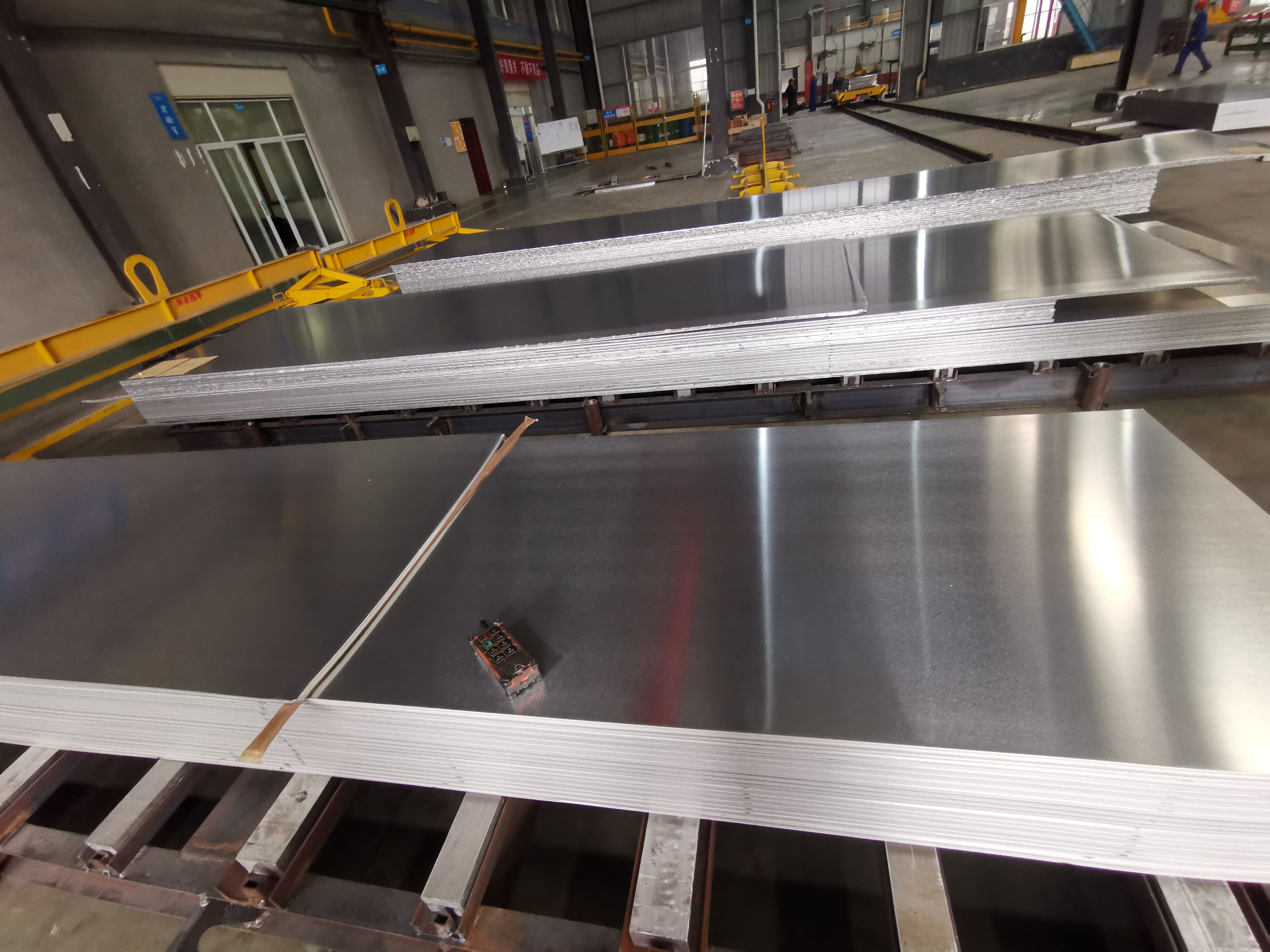 Processing Technology of Aluminum Plate in Automotive Applications